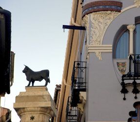 Teruel: una ciudad donde confluyen el mudéjar, leyendas medievales y la mejor tradición urbana