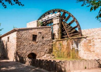 Dormir junto al Ebro: experiencias imprescindibles en la Ribera Baja de Aragón